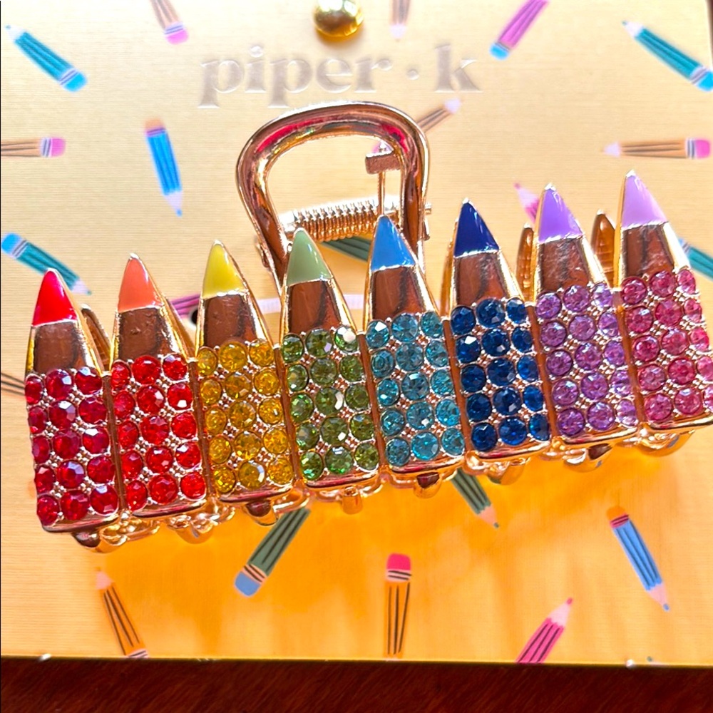 NWT Piper K rainbow of sparkly crayons hair claw clip accessory